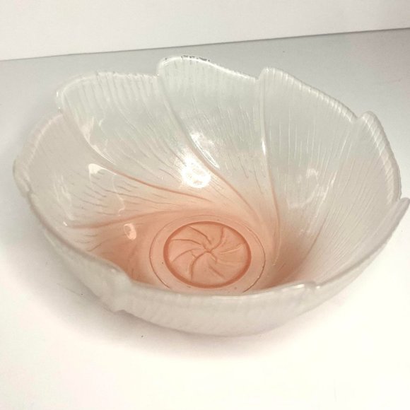Vintage Pink Lotus Identification Art Glass Tea Bowl W/ Saucer - Picture 7 of 8
